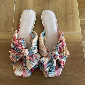 Loeffler Randall daphne flat bow sandals, worn handful of times!